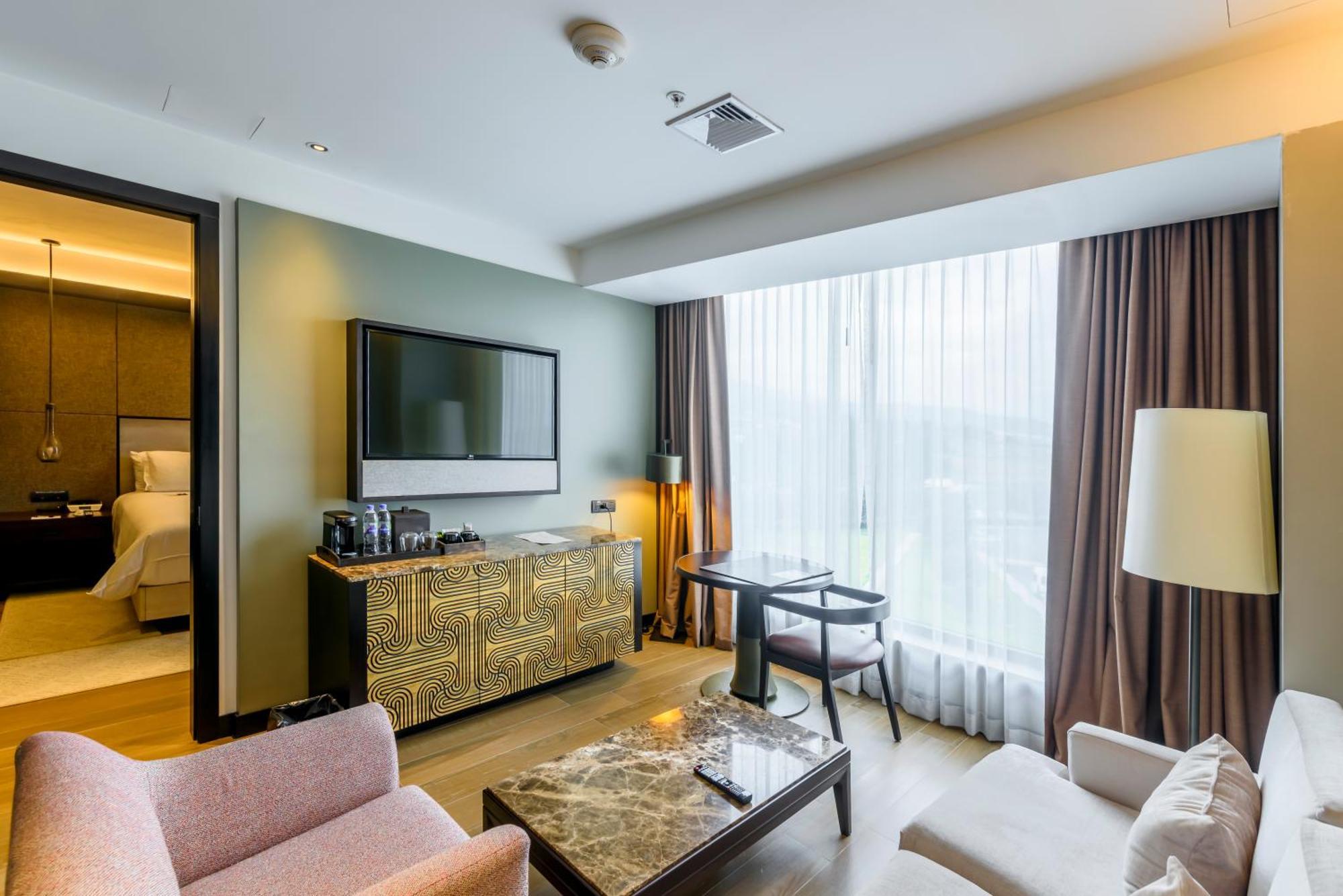 Eb Hotel By Eurobuilding Quito Airport Tababela Kültér fotó